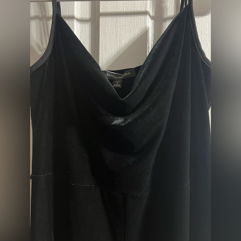 Elegant Black Velour Jumpsuit - Picture 3 of 4